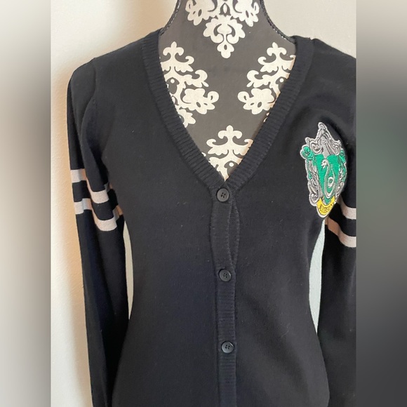 Harry Potter Sweater/Cardigan - Picture 3 of 12